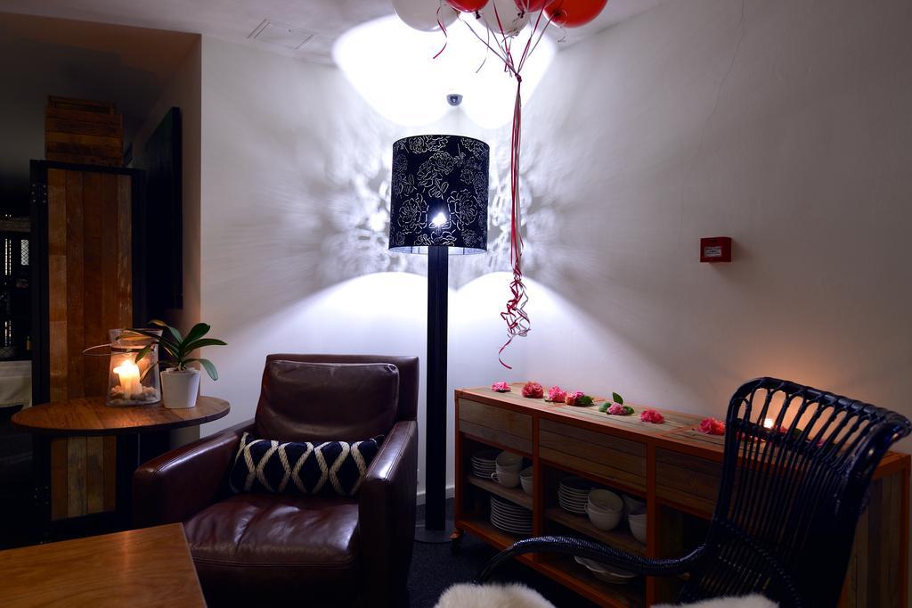 Townhouse Hotel Wagga Wagga Buitenkant foto