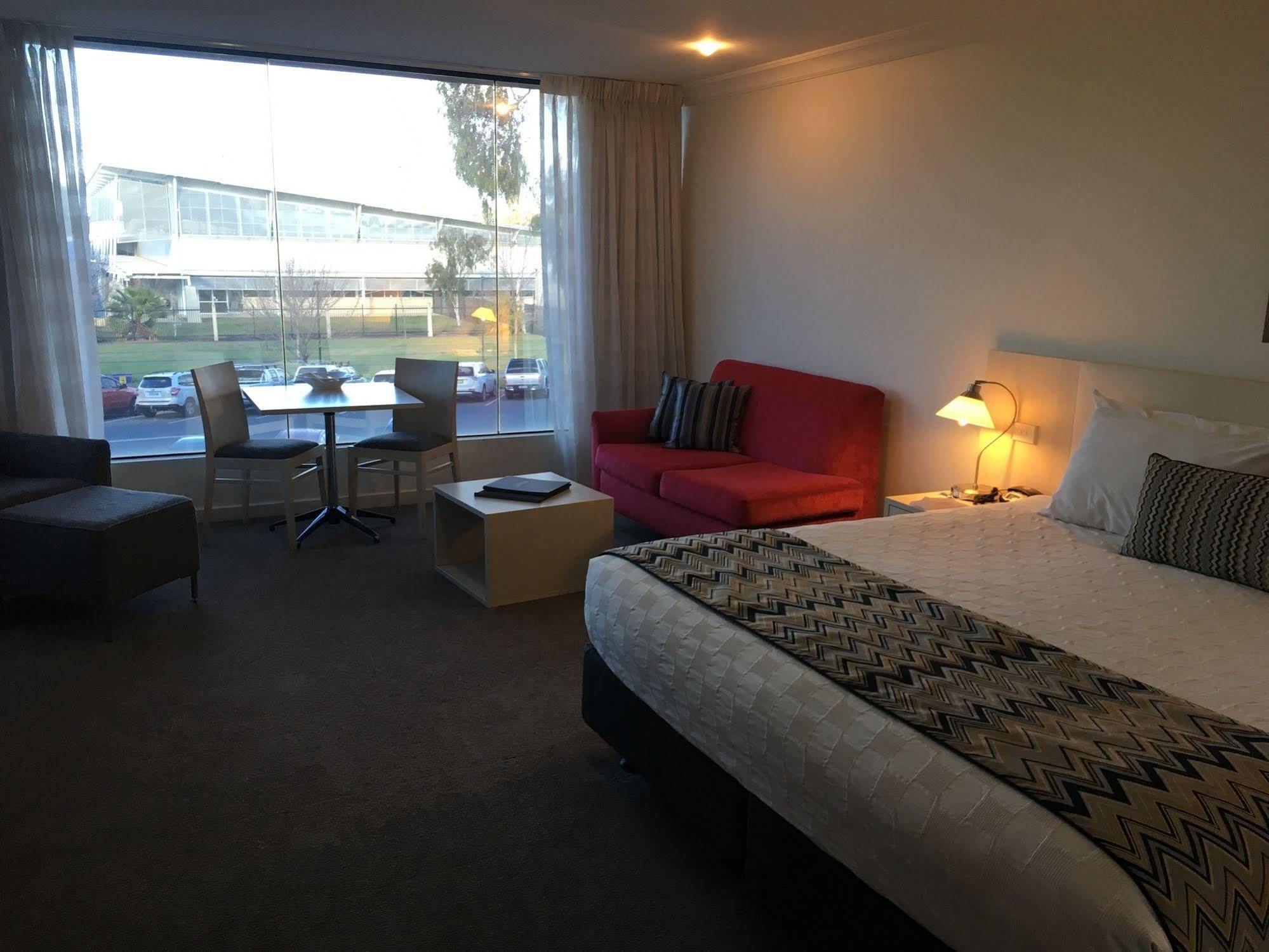Townhouse Hotel Wagga Wagga Buitenkant foto